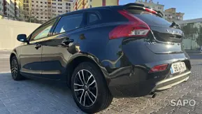 Volvo V40 Cross Country 2.0 D3 Momentum de 2019