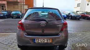 Toyota Yaris 1.0 VVT-i AC de 2011