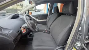 Toyota Yaris 1.0 VVT-i AC de 2011