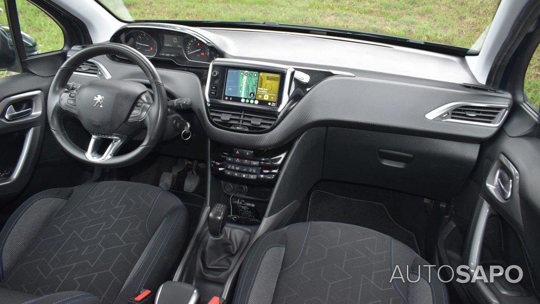 Peugeot 2008 1.2 PureTech Style de 2018