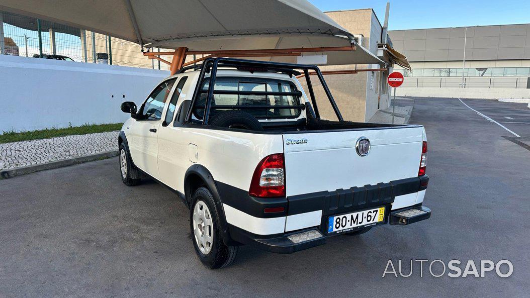 Fiat Strada 1.3 M-Jet Longa de 2011