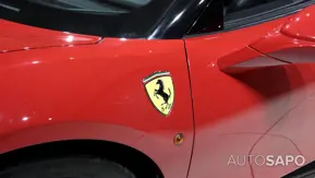 Ferrari 488 de 2016