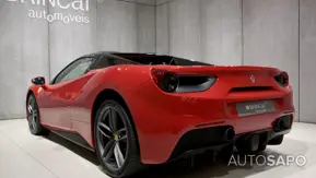 Ferrari 488 de 2016