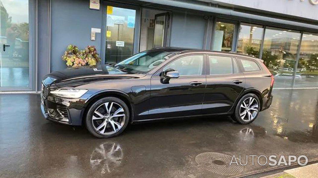 Volvo V60 2.0 T8 AWD TE R-Design de 2021