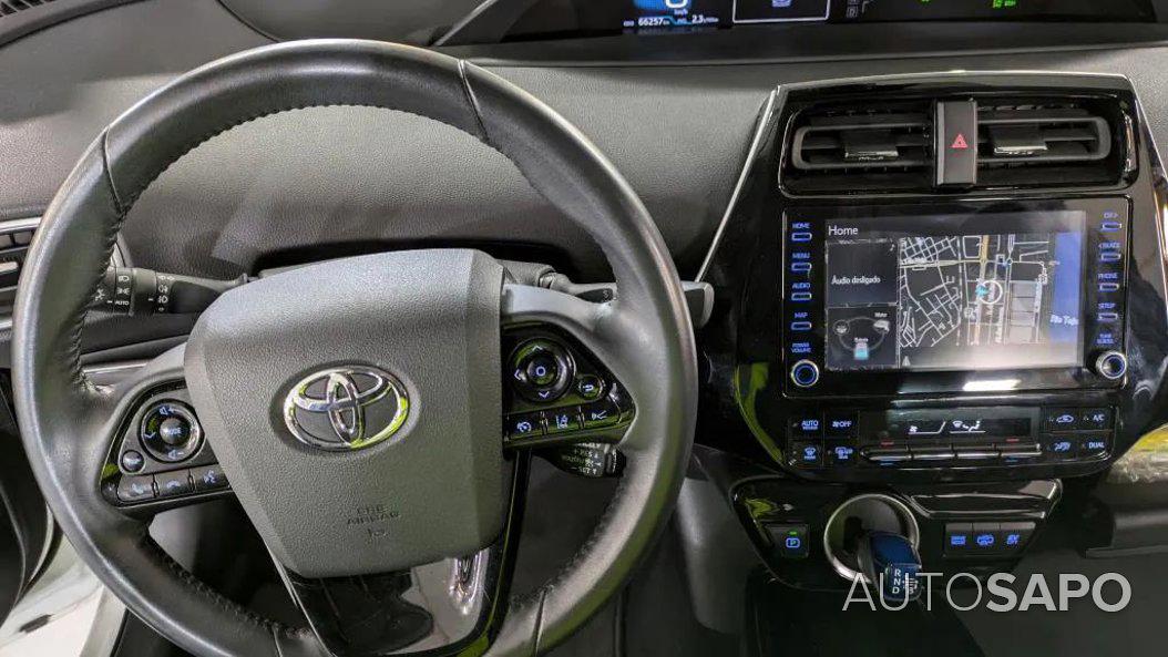 Toyota Prius 1.8 Plug-In Luxury de 2019