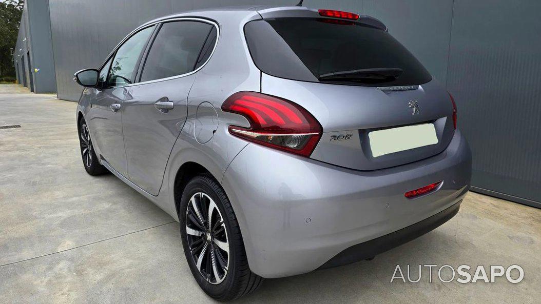 Peugeot 208 1.2 PureTech Allure de 2019