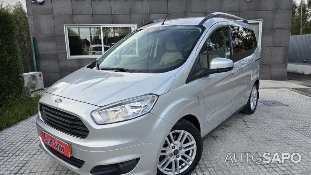 Ford Tourneo Courier 1.0 EcoBoost Titanium de 2017