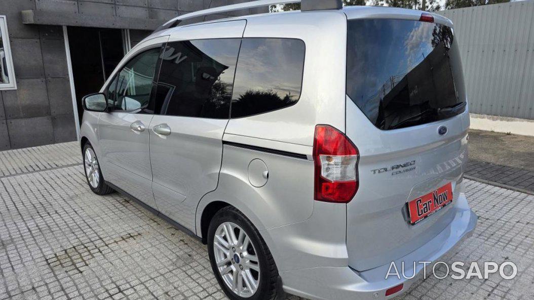 Ford Tourneo Courier 1.0 EcoBoost Titanium de 2017