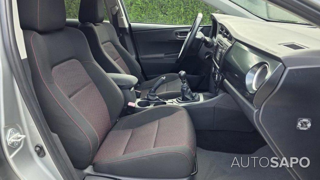 Toyota Auris de 2013