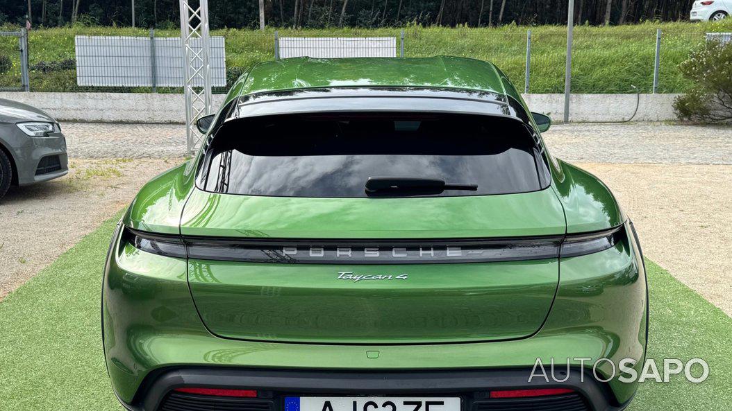 Porsche Taycan Cross Turismo de 2021