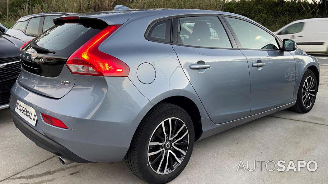 Volvo V40 2.0 D2 Momentum Eco de 2020