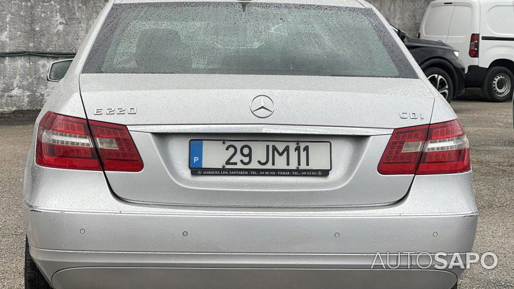 Mercedes-Benz Classe E 220 BlueTEC Avantgarde de 2010