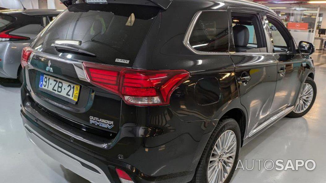 Mitsubishi Outlander 2.4 PHEV Instyle de 2019