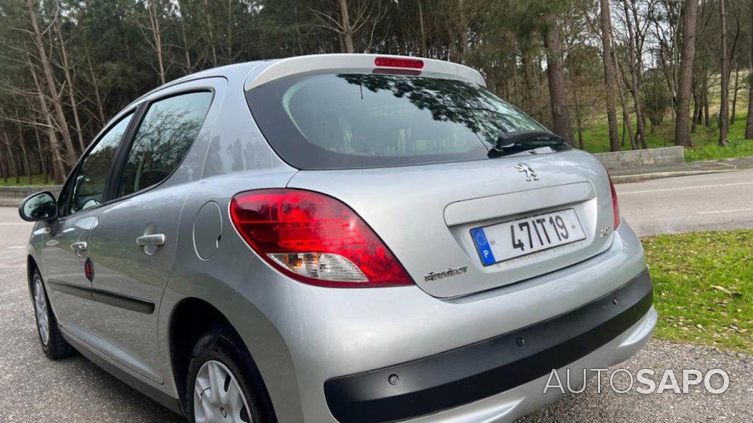 Peugeot 207 1.4 16V Sport de 2010