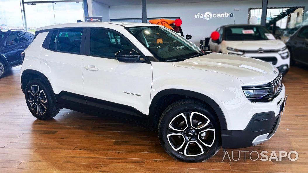 Jeep Avenger 1.2 GSE T3 Altitude de 2024