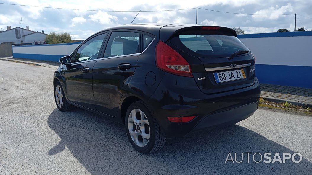 Ford Fiesta 1.6 TDCi Titanium de 2010