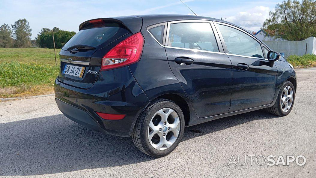 Ford Fiesta 1.6 TDCi Titanium de 2010