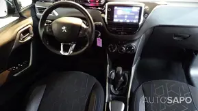 Peugeot 2008 1.2 PureTech Signature de 2018