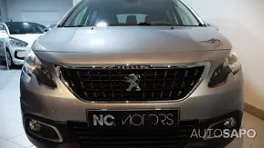 Peugeot 2008 1.2 PureTech Signature de 2018