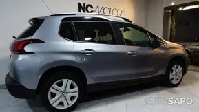 Peugeot 2008 1.2 PureTech Signature de 2018