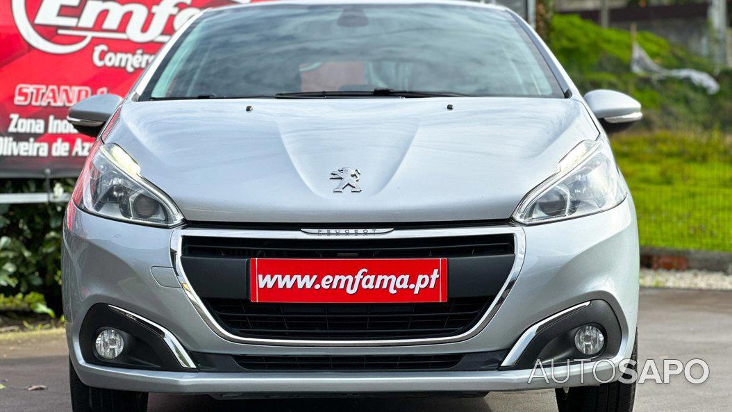 Peugeot 208 de 2015