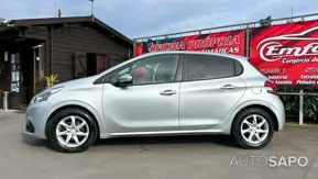 Peugeot 208 de 2015