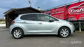 Peugeot 208 de 2015