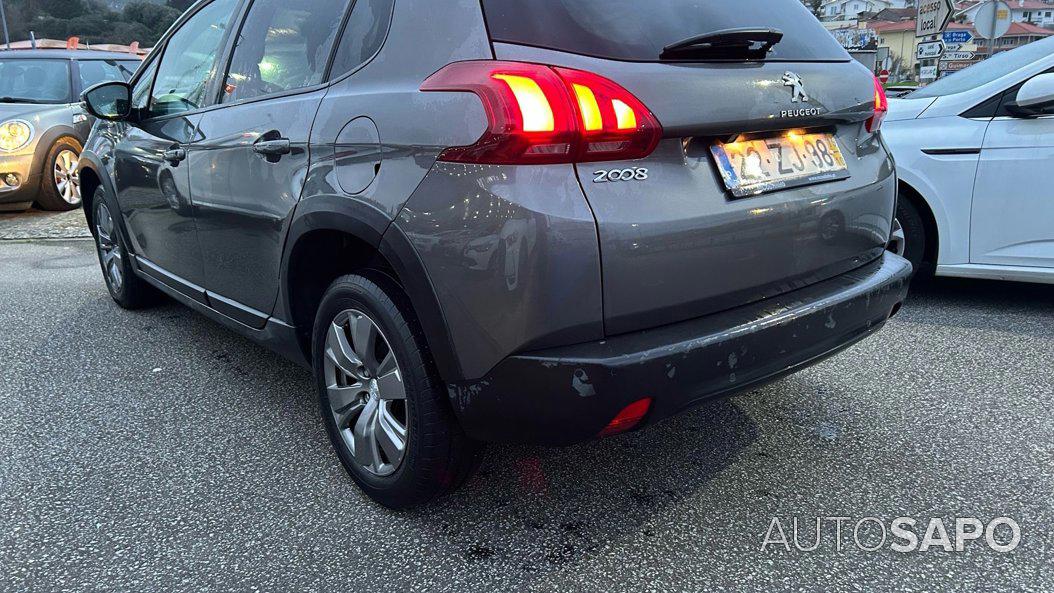 Peugeot 2008 1.2 PureTech Allure de 2019