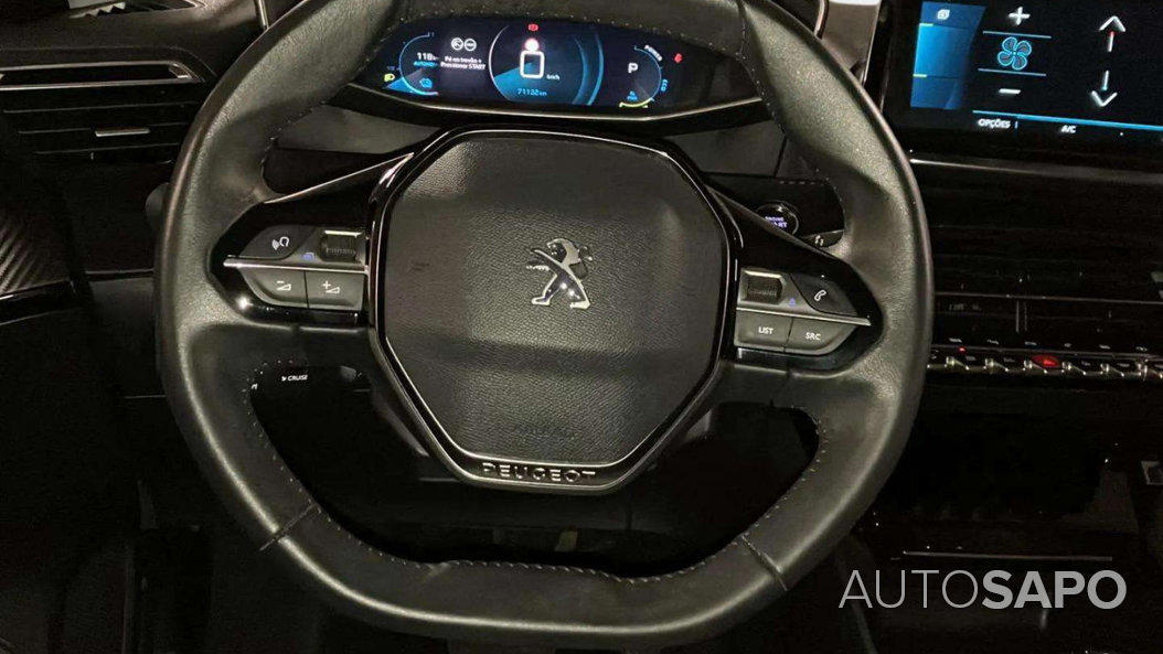 Peugeot e-2008 de 2021