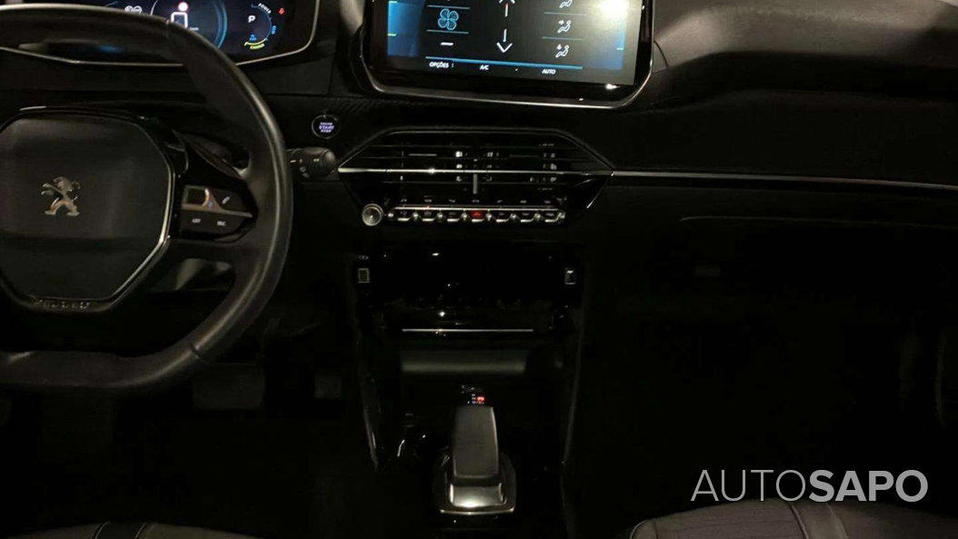 Peugeot e-2008 de 2021