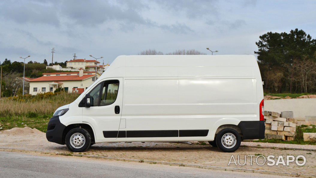 Peugeot Boxer 2.2 BlueHDi 335 L3H3 Pro de 2020