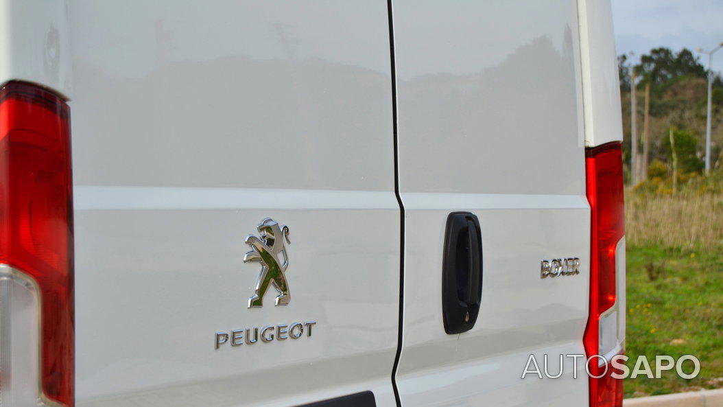 Peugeot Boxer 2.2 BlueHDi 335 L3H3 Pro de 2020