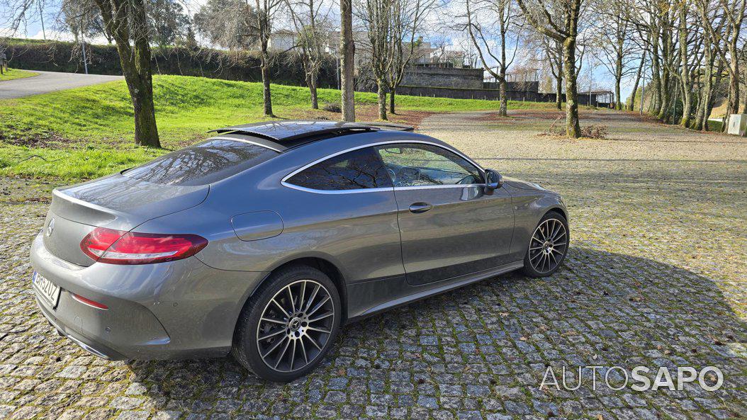 Mercedes-Benz Classe C 250 d Coupé AMG de 2017