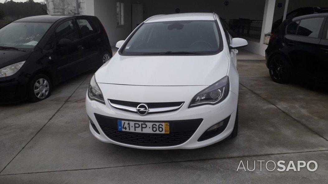 Opel Astra 1.6 CDTi Cosmo S/S de 2015