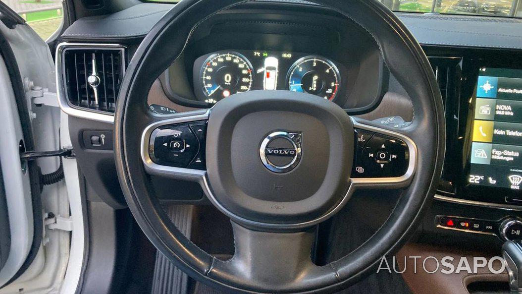 Volvo V90 Cross Country 2.0 D5 Pro AWD Geartronic de 2020