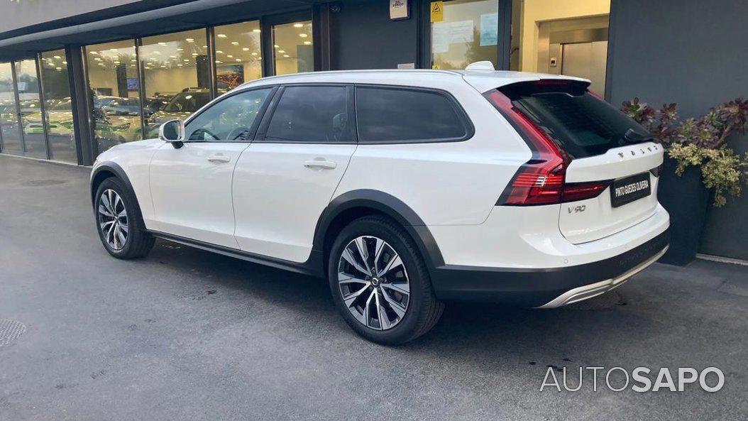 Volvo V90 Cross Country 2.0 D5 Pro AWD Geartronic de 2020