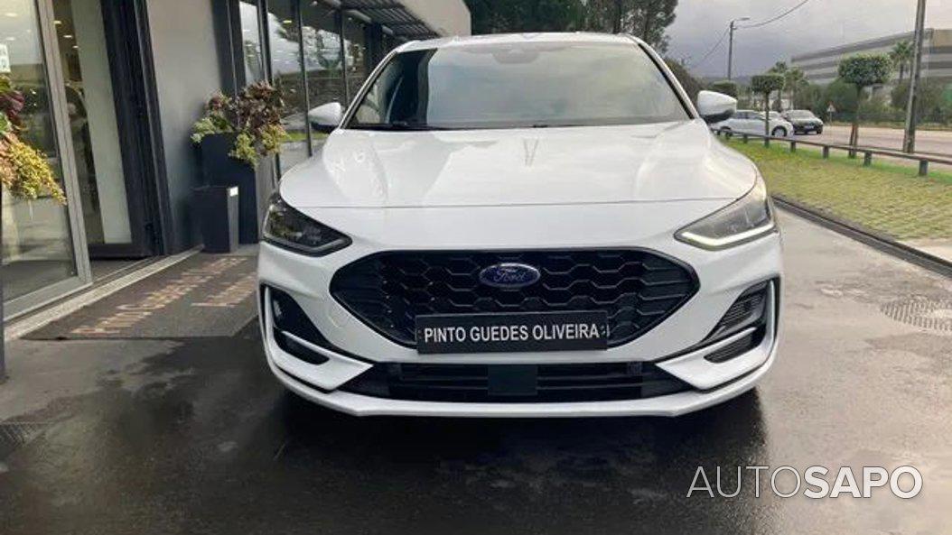 Ford Focus 1.0 EcoBoost MHEV ST-Line de 2024