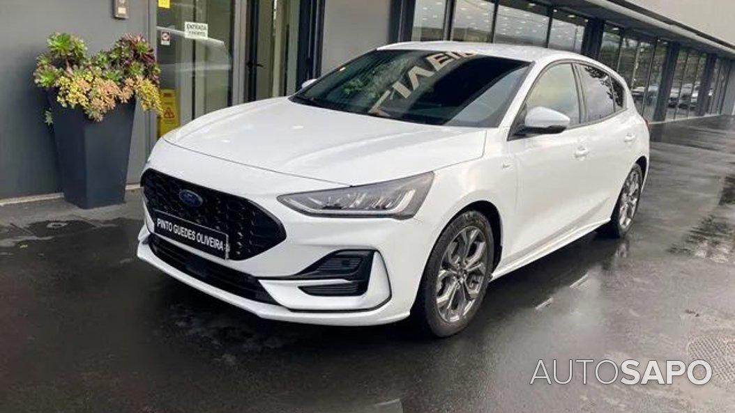 Ford Focus 1.0 EcoBoost MHEV ST-Line de 2024