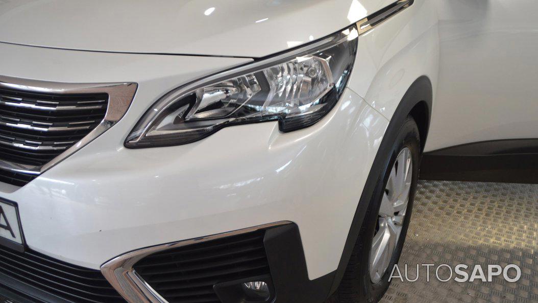 Peugeot 5008 1.2 PureTech Allure EAT8 de 2019