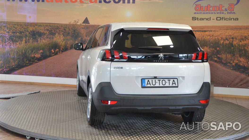 Peugeot 5008 1.2 PureTech Allure EAT8 de 2019