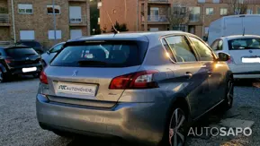 Peugeot 308 1.2 PureTech Allure J17 de 2016