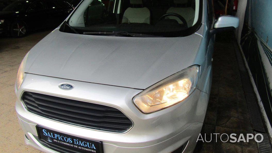 Ford Tourneo Courier 1.0 EcoBoost Titanium de 2017