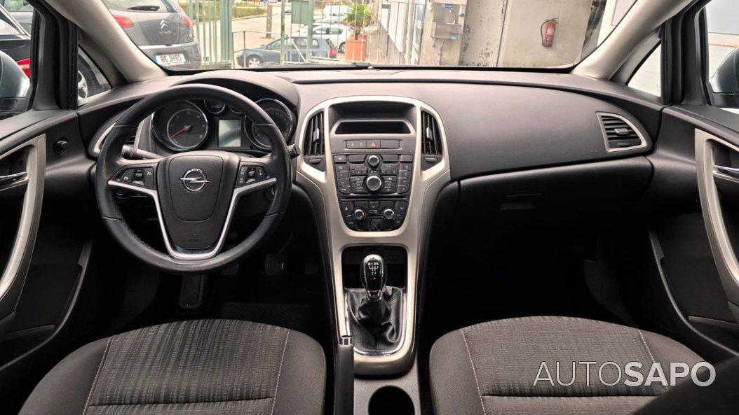 Opel Astra 1.3 CDTi de 2010