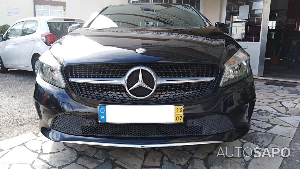 Mercedes-Benz Classe A 160 CDi BlueEfficiency Urban Aut. de 2016