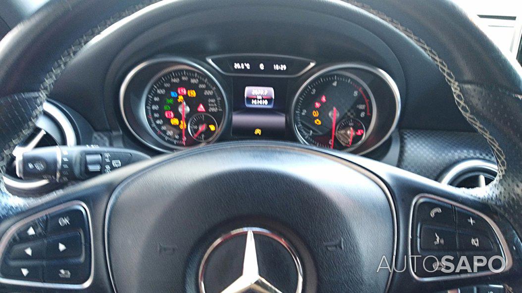 Mercedes-Benz Classe A 160 CDi BlueEfficiency Urban Aut. de 2016