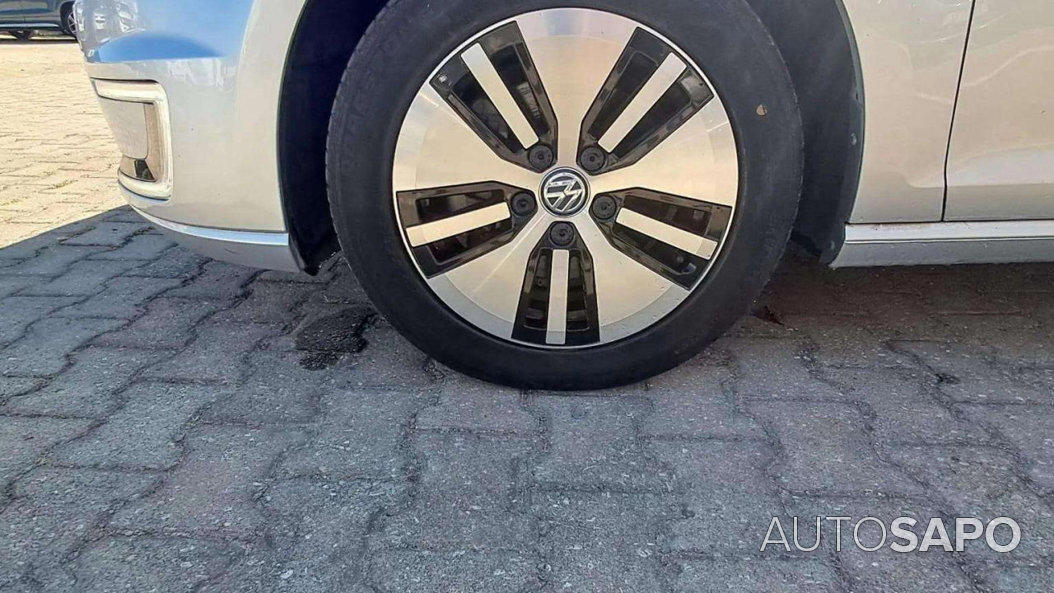 Volkswagen e-Golf AC/DC de 2016