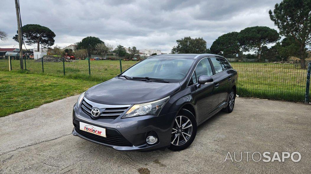 Toyota Avensis de 2012