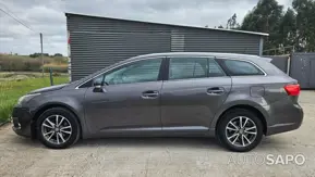 Toyota Avensis de 2012