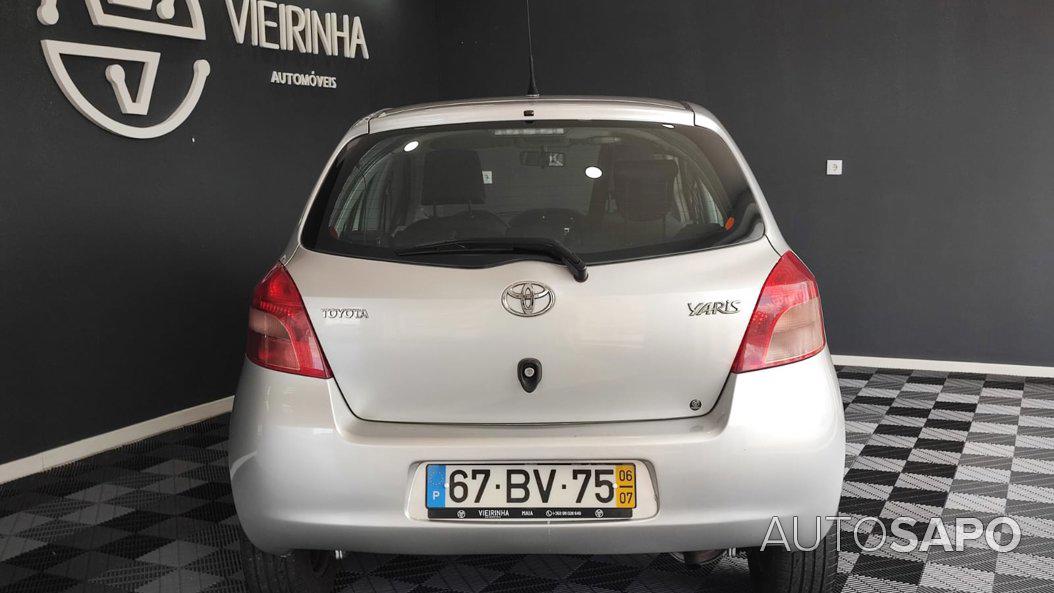 Toyota Yaris 1.0 VVT-i AC Manual de 2006