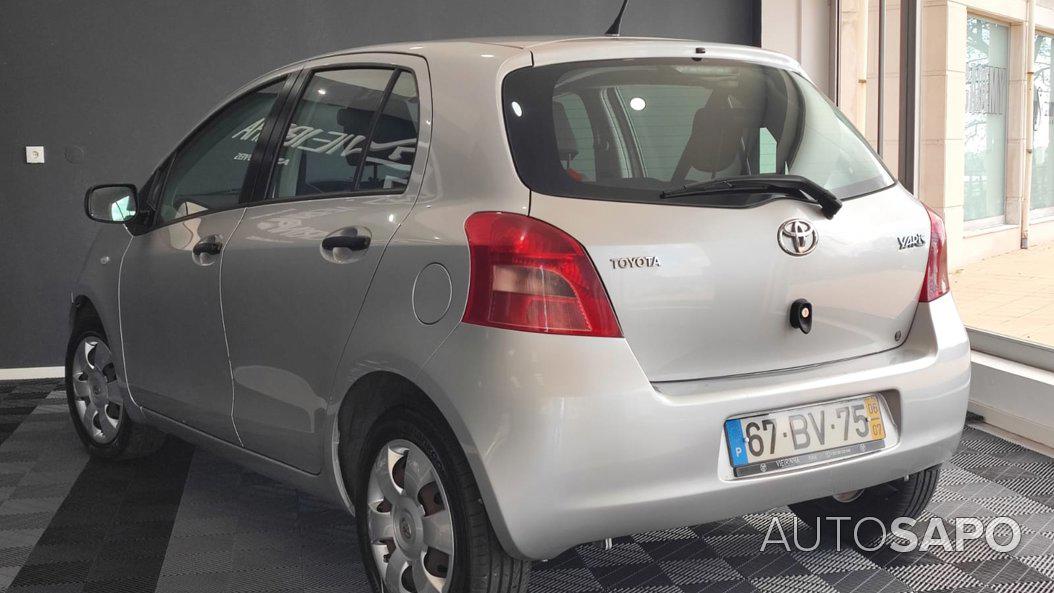 Toyota Yaris 1.0 VVT-i AC Manual de 2006